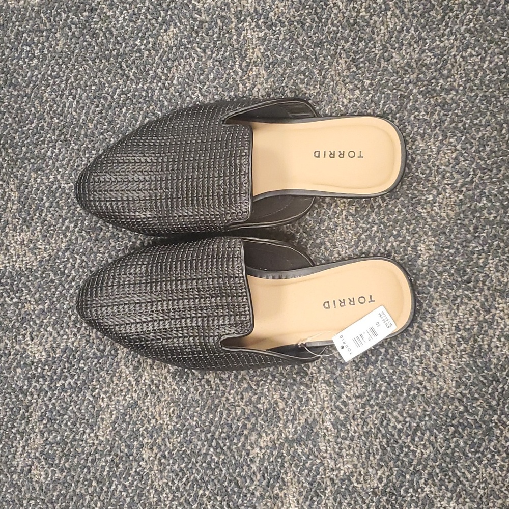 TORRID Textured Flats/Mules